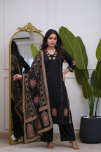 Dupatta Pant Set