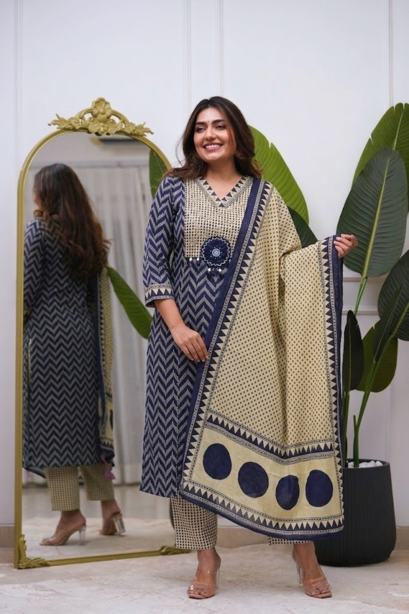Dupatta Pant Set