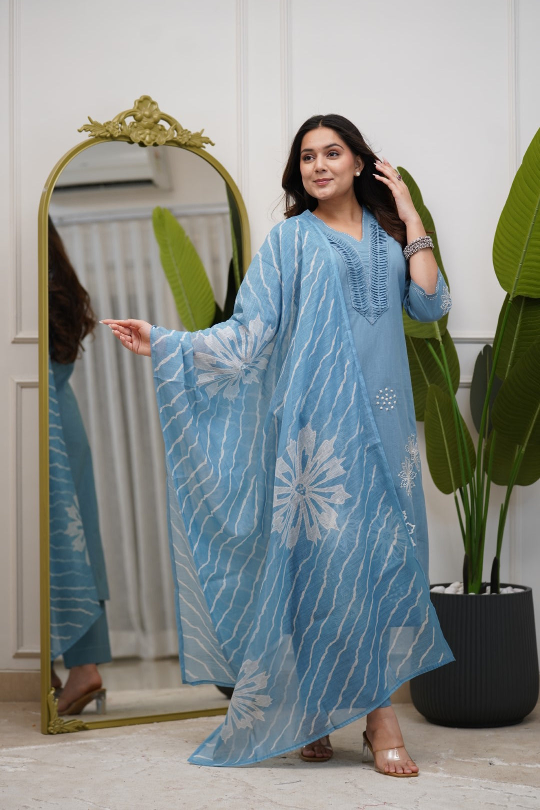 Dupatta Pant Set
