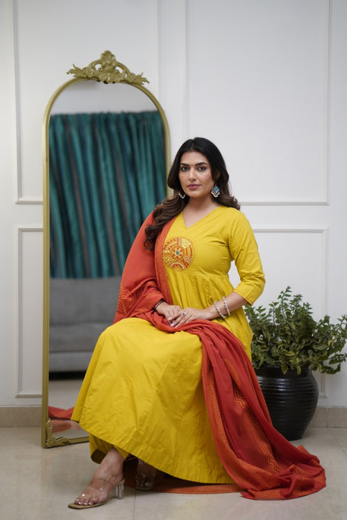 Dupatta Pant Set