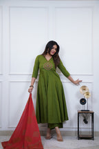 Dupatta Pant Set