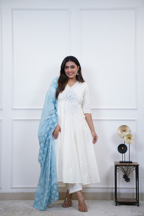 Dupatta Pant Set