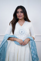 Dupatta Pant Set