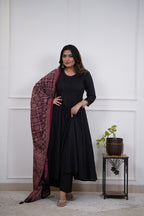 Dupatta Pant Set