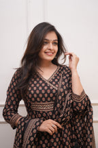 Dupatta Pant Set